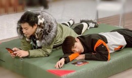 娱乐吃瓜社尼格买提,娱乐吃瓜社的明星主持