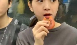娱乐吃瓜酱地铁,娱乐吃瓜酱的趣味日常